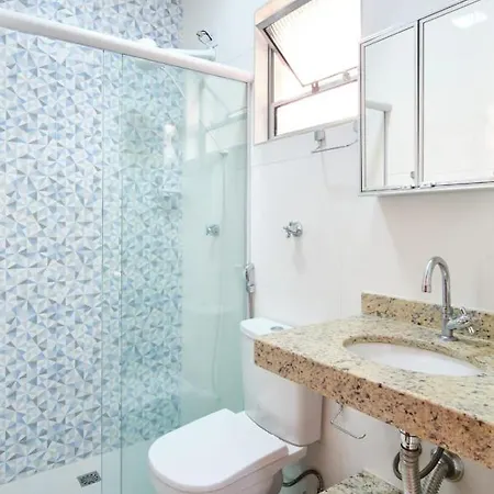 Apartamento Agua Viva: Beachside Retreat with AC & BBQ Ubatuba Exterior photo