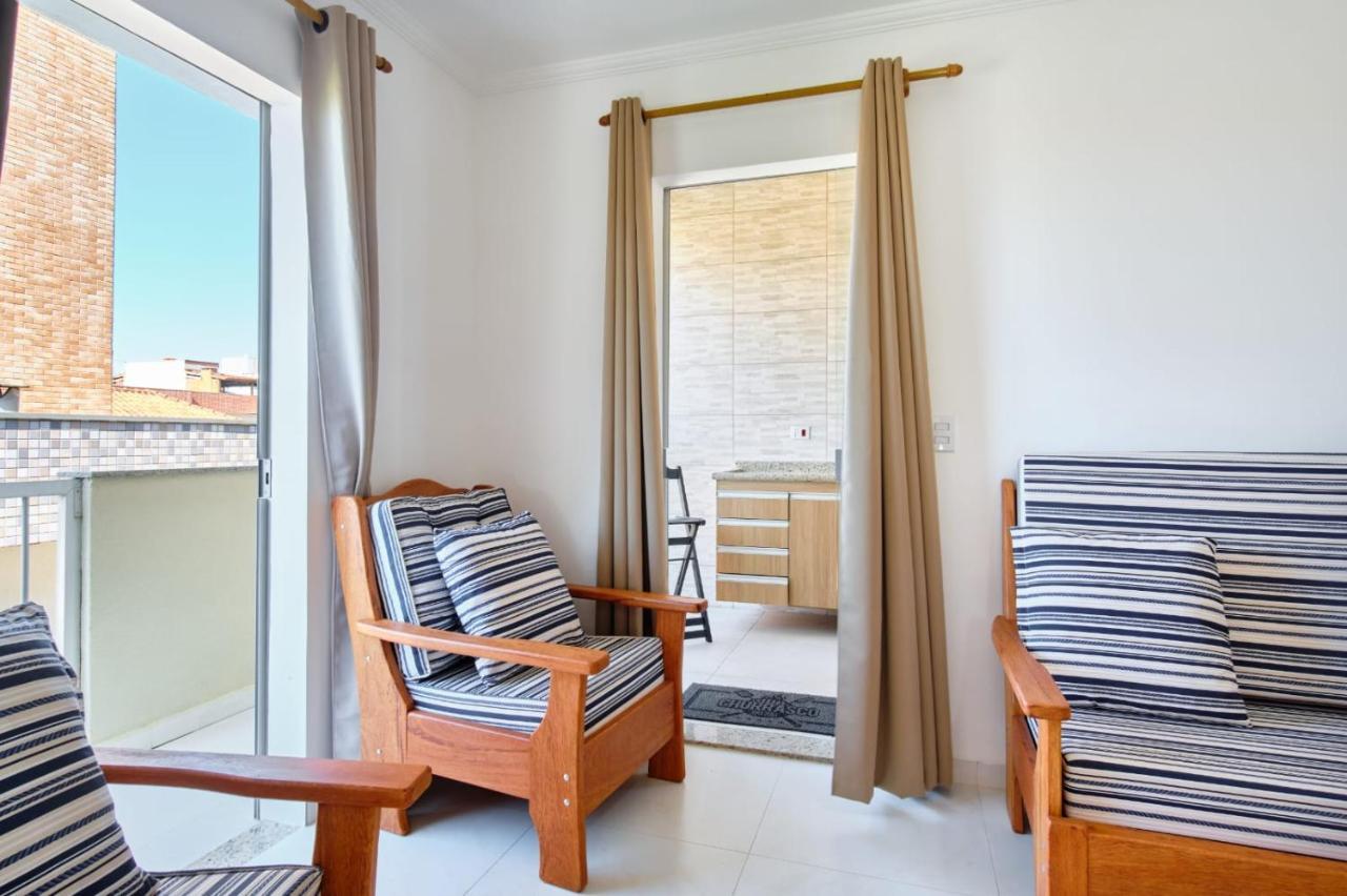 Com 02 Dormitórios Bem Equipado Com Ar Condicionado - 100 Metros Da Apartamento Ubatuba